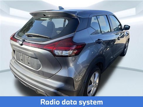 Used 2022 Nissan Kicks S w/ Interior Electronics Package FWD image 6
