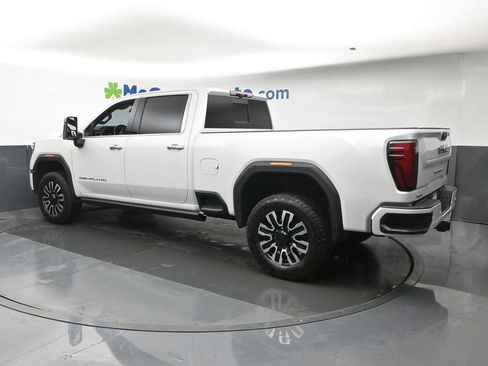 Used 2025 GMC Sierra 3500 Denali Ultimate AWD/4WD image 22