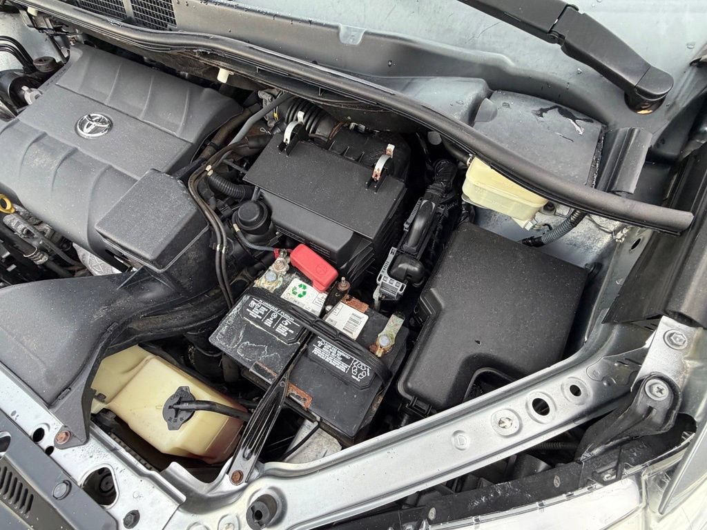 Used 2015 Toyota Sienna LE FWD image 38