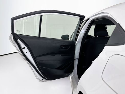Used 2024 Toyota Corolla LE FWD image 24
