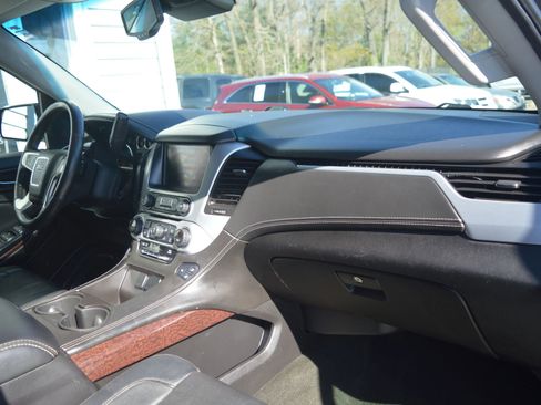 Used 2015 GMC Yukon SLT w/ Open Road Package image 31
