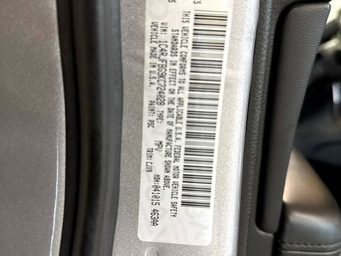 Used 2019 Jeep Grand Cherokee Limited image 62