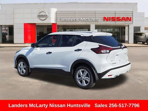 Used 2025 Nissan Kicks Play S FWD image 6