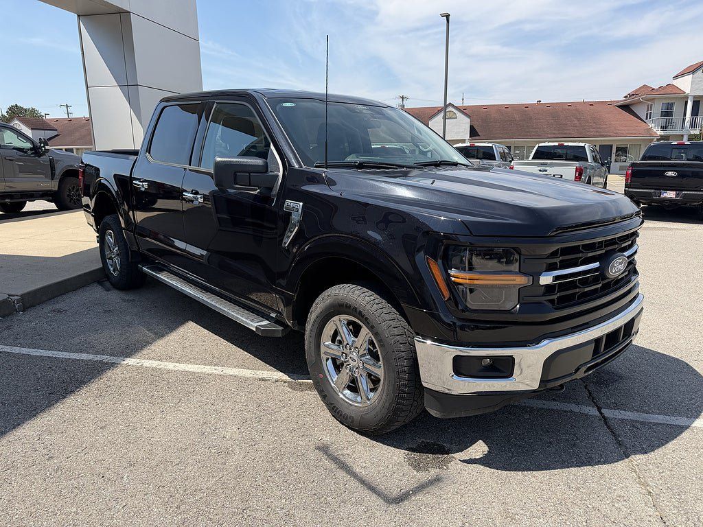 Used 2025 Ford F150 XLT w/ Equipment Group 301A Standard AWD/4WD image 7
