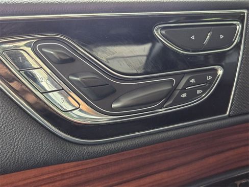 Used 2024 Lincoln Navigator Reserve image 37