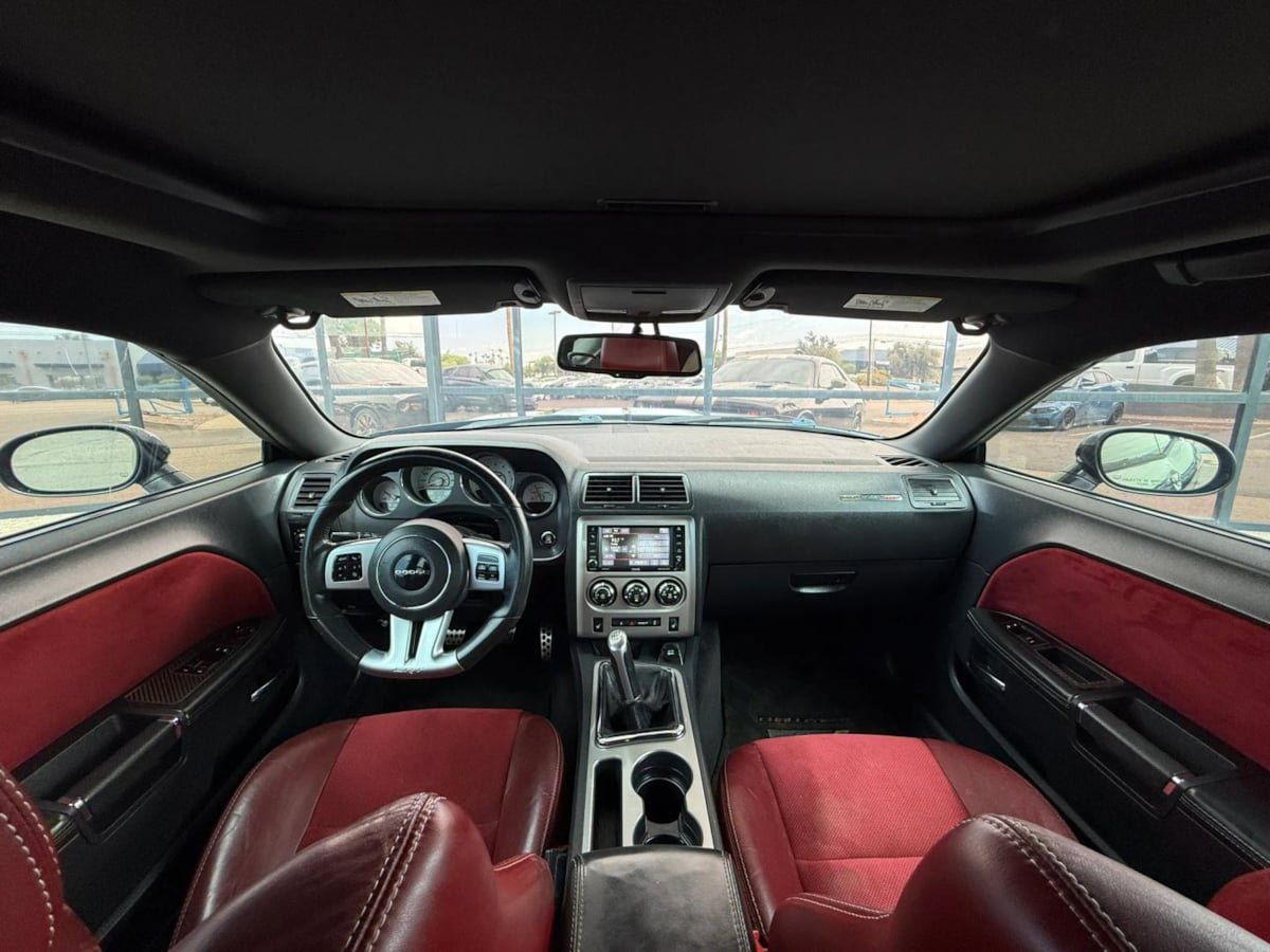 Used 2013 Dodge Challenger SRT8 w/ Harman Kardon Audio Group RWD image 40