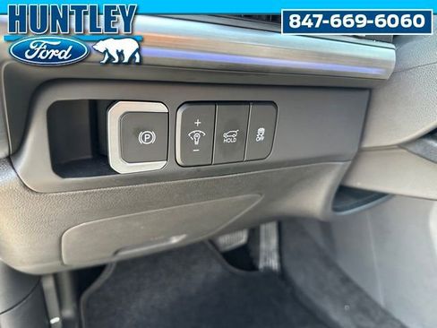 Used 2025 Hyundai Santa Fe Limited AWD/4WD image 24