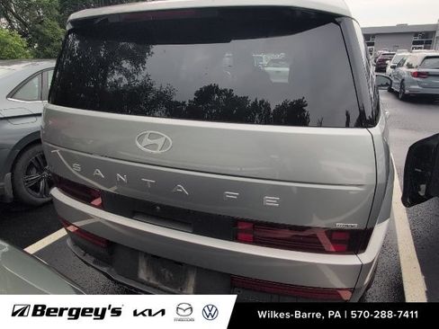Used 2024 Hyundai Santa Fe SE AWD/4WD image 10