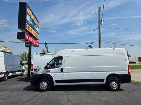 Used 2021 RAM ProMaster 2500 FWD image 4
