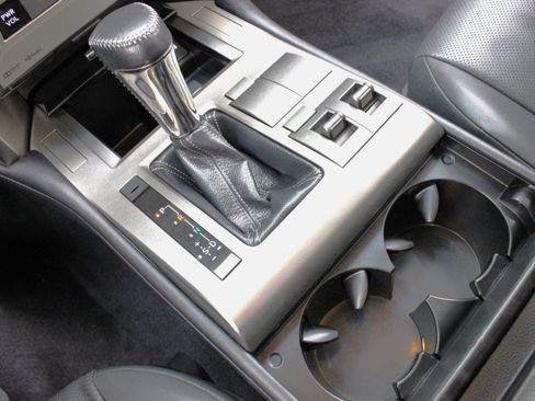 Used 2014 Lexus GX 460 image 65