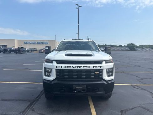 Used 2021 Chevrolet Silverado 2500 Custom w/ Custom Value Package AWD/4WD image 5