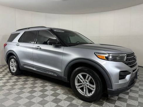 Used 2022 Ford Explorer XLT RWD image 10