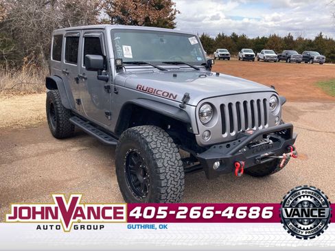 Used 2016 Jeep Wrangler Unlimited Rubicon w/ Connectivity Group image 7