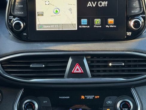 Used 2019 Hyundai Santa Fe AWD image 14