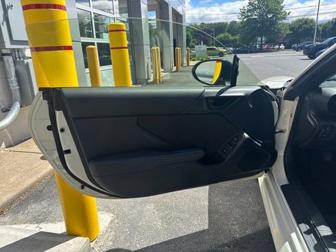 Used 2023 Toyota GR86 w/ ALL Weather Mat Package (TMS) RWD image 20
