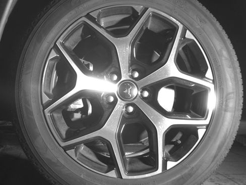 Used 2025 Jeep Compass Limited image 12