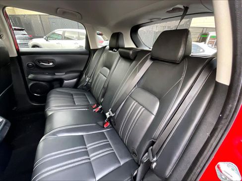 Used 2024 Honda HR-V EX-L image 15