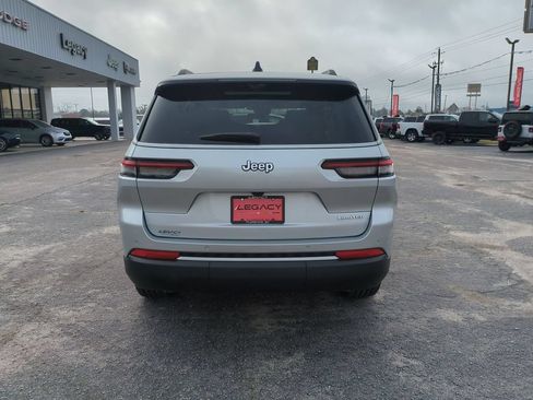 New 2026 Jeep Grand Cherokee L Limited w/ Luxury Tech Group II RWD image 4