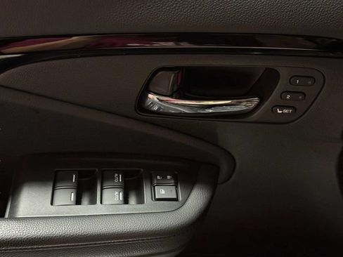 Used 2019 Honda Pilot Elite image 23