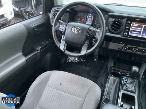 Used 2022 Toyota Tacoma SR image 30