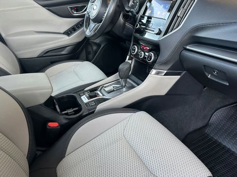 Used 2024 Subaru Forester Premium image 16