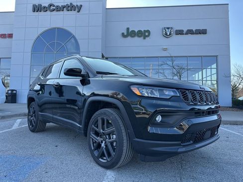 New 2026 Jeep Compass Latitude image 1