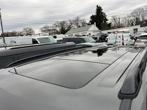 Used 2018 Ford Explorer Sport w/ Equipment Group 401A image 4