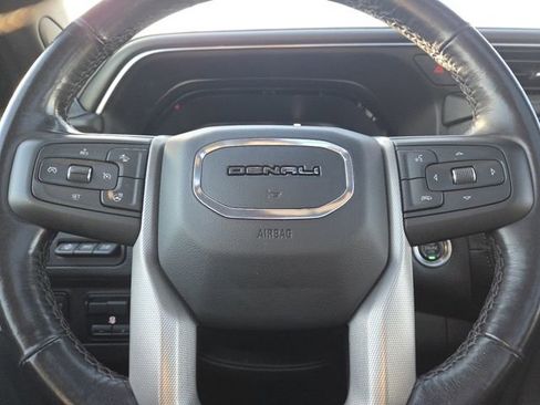 Used 2022 GMC Yukon XL Denali w/ Denali Ultimate Package image 38