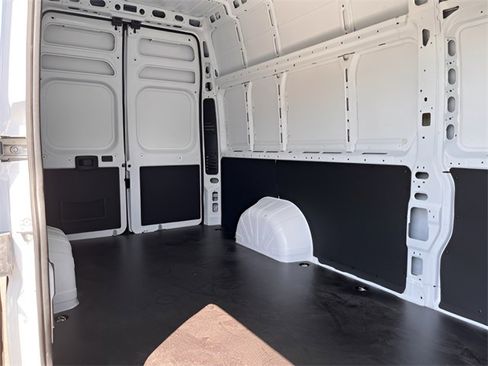 New 2024 RAM ProMaster 3500 w/ Convenience Group image 17