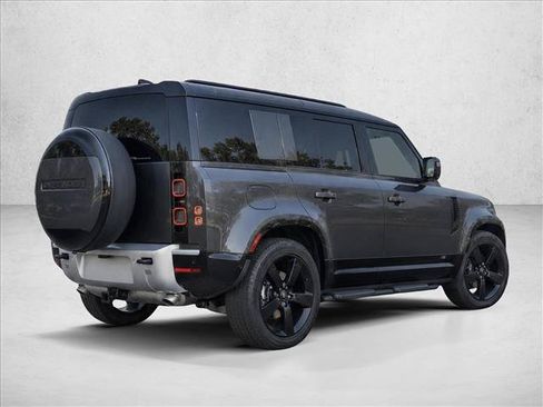 Used 2026 Land Rover Defender 130 V8 AWD/4WD image 7