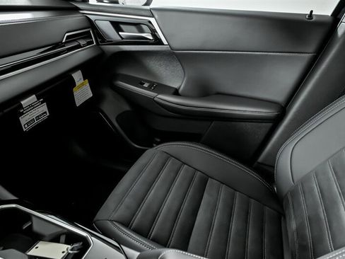 New 2026 Mitsubishi Outlander SE AWD/4WD image 23