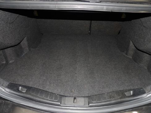 Used 2020 Ford Fusion SE image 4