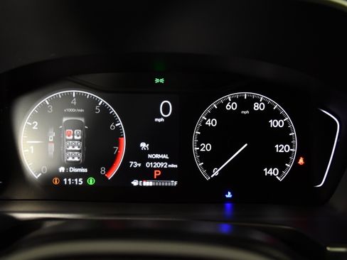 Certified 2025 Honda Pilot Touring image 18