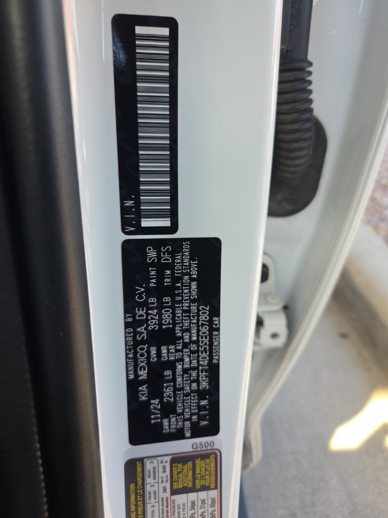 Used 2025 Kia K4 FWD image 3