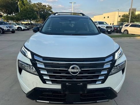Used 2026 Nissan Rogue Platinum w/ Platinum Premium Package AWD/4WD image 8