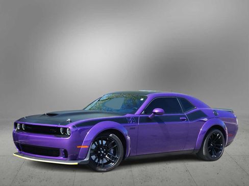 Used 2023 Dodge Challenger R/T Scat Pack RWD image 1