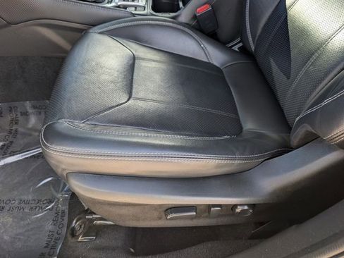 Used 2020 Subaru Forester Touring image 11