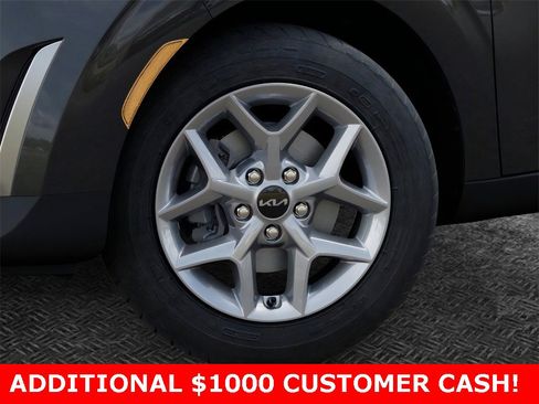 New 2025 Kia Soul LX image 9