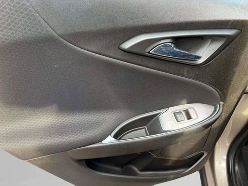 Used 2022 Chevrolet Malibu LT image 16
