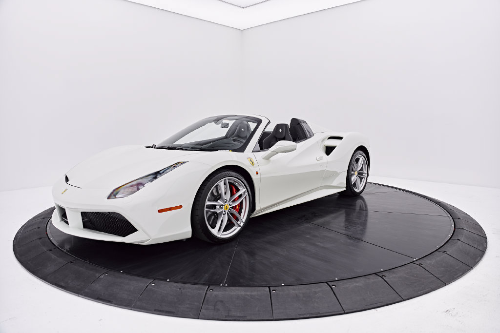 Used 2018 Ferrari 488 Spider RWD image 16