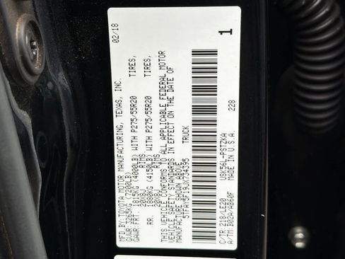 Used 2018 Toyota Tundra Platinum AWD/4WD image 27