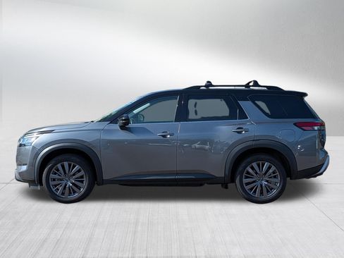 Used 2023 Nissan Pathfinder SL w/ SL Premium Package AWD/4WD image 4