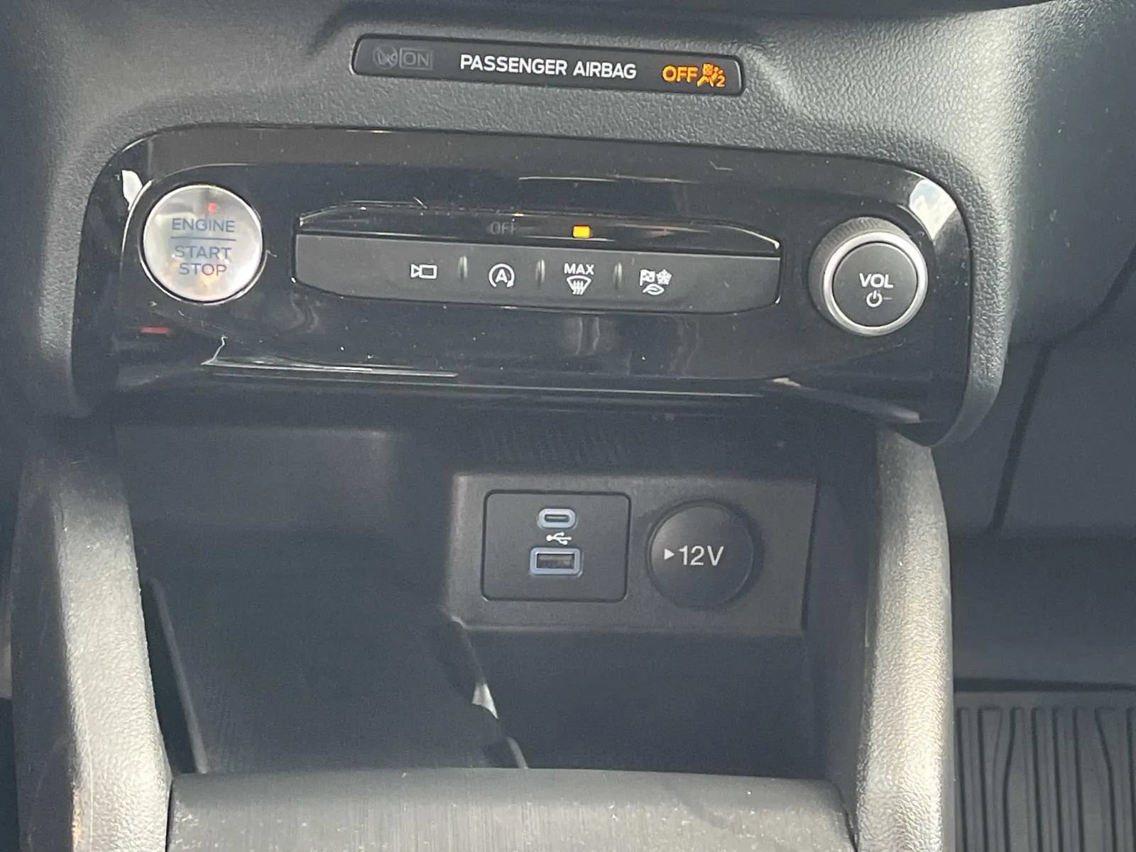 Used 2023 Ford Escape Active w/ Tech Pack #2 AWD/4WD image 14