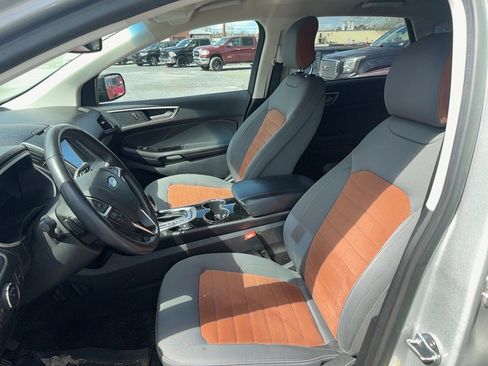 Used 2018 Ford Edge SEL w/ Equipment Group 201A AWD/4WD image 10