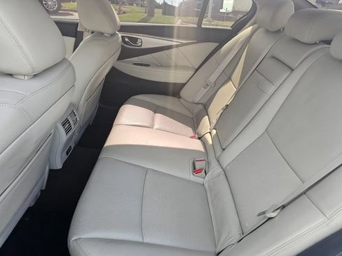 Used 2023 INFINITI Q50 Luxe w/ Cargo Package RWD image 16