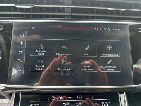 Certified 2025 Audi Q8 Premium Plus w/ Premium Plus Package AWD/4WD image 19