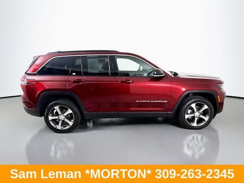Used 2024 Jeep Grand Cherokee Limited w/ Luxury Tech Group II AWD/4WD image 8