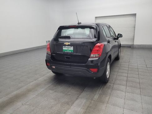Used 2020 Chevrolet Trax LS FWD image 9