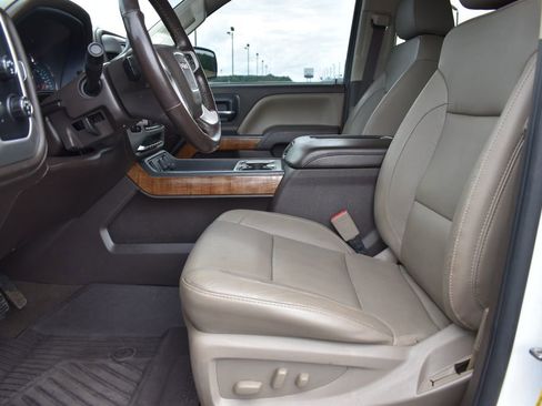 Used 2018 GMC Sierra 1500 SLT AWD/4WD image 3