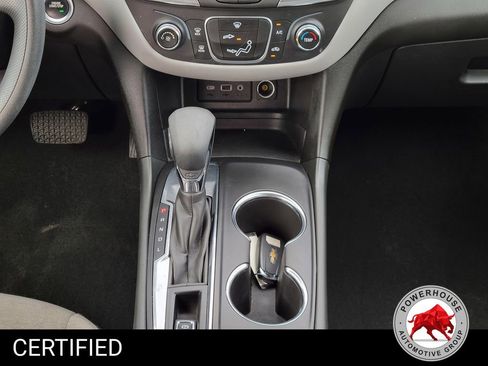 Used 2023 Chevrolet Equinox LS FWD image 23